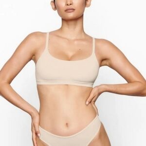 Skims Fits Everybody Scoop Neck Bralette Wireless Bra Sand Size 2X NWT